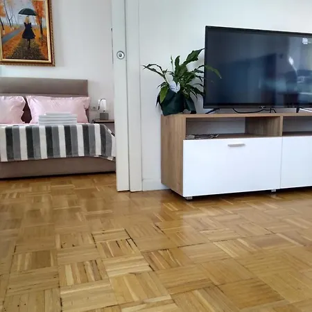 Center Cute And Comfy - Ajia Apartment *