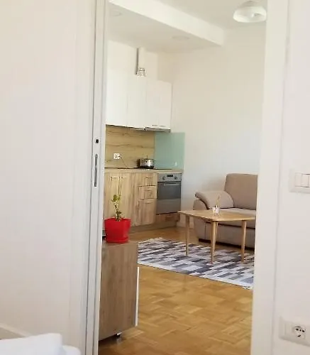 Apartament Center Cute And Comfy - Ajia *